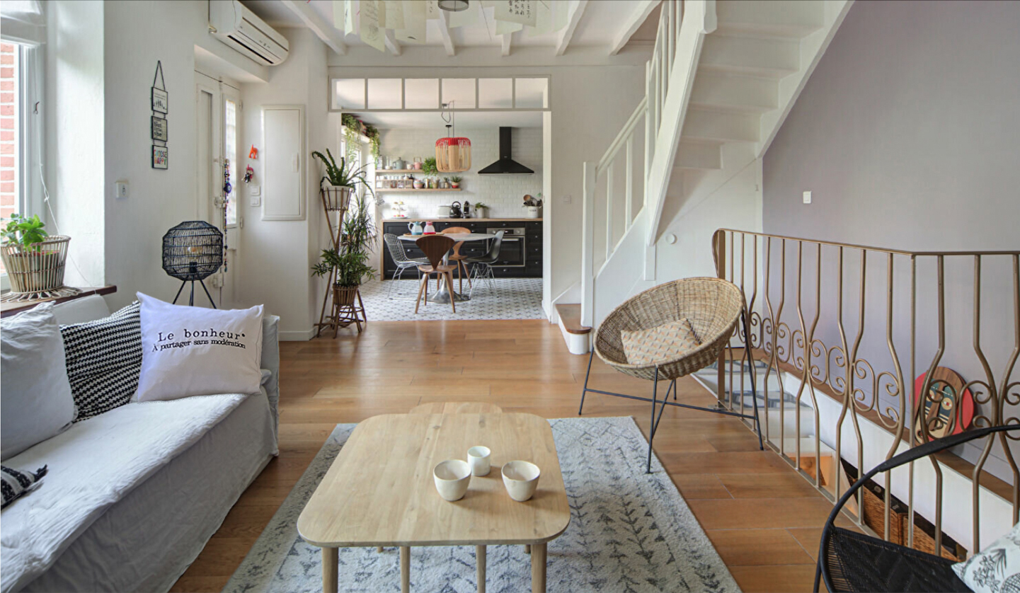 Vue salon cuisine lovelldeco décoratrice et architecte d'intérieur Narbonne