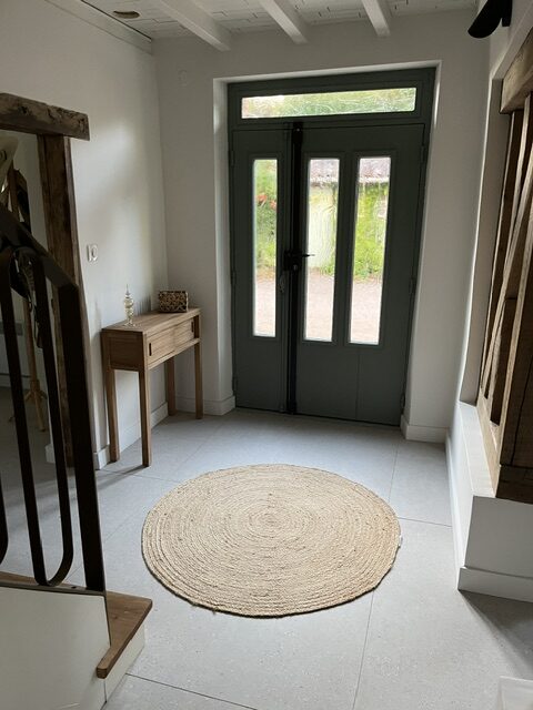 Hall avant et après création d'une porte d'entrée vitrée